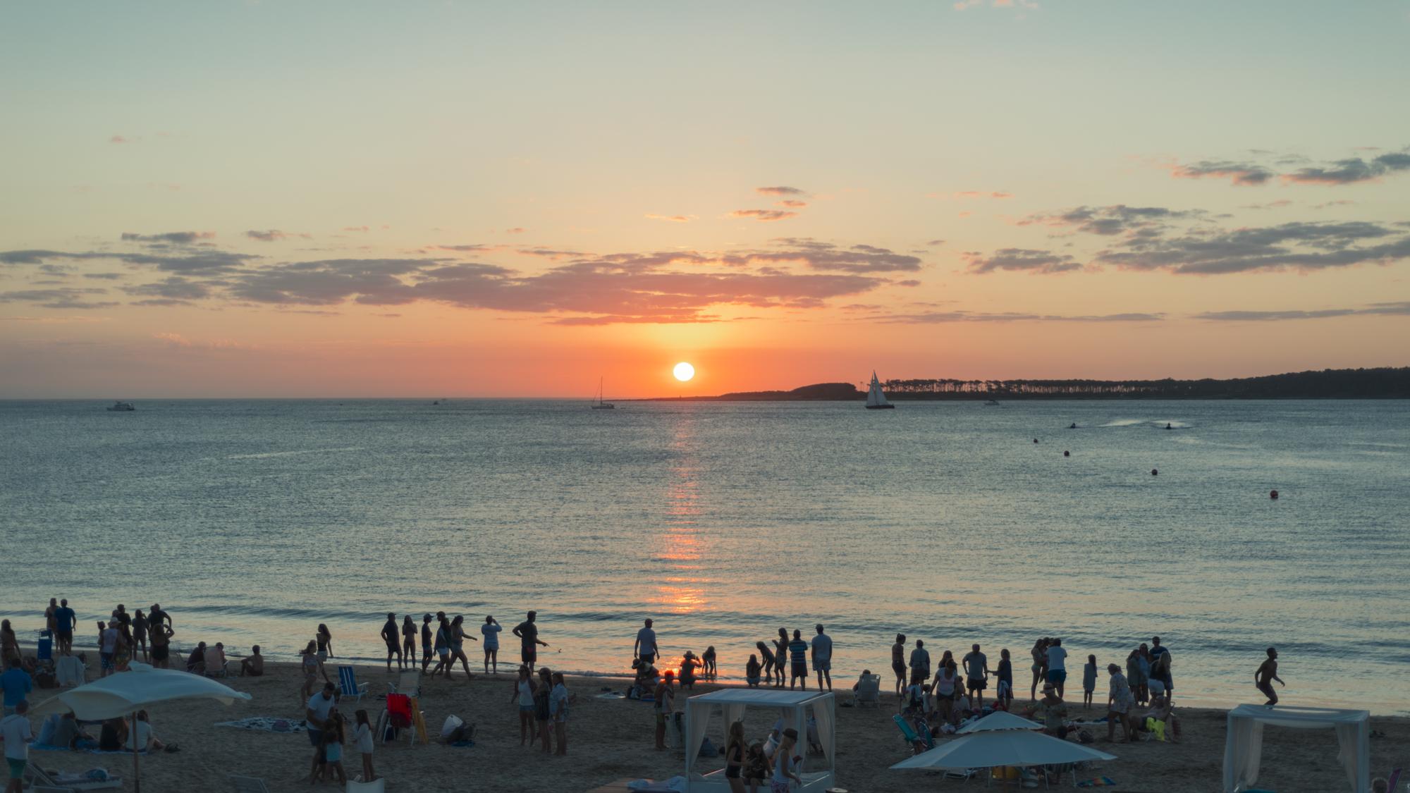 인조이 푼타 델 에스테 호텔 푼타델에스테 외부 사진 Sunset at the beach