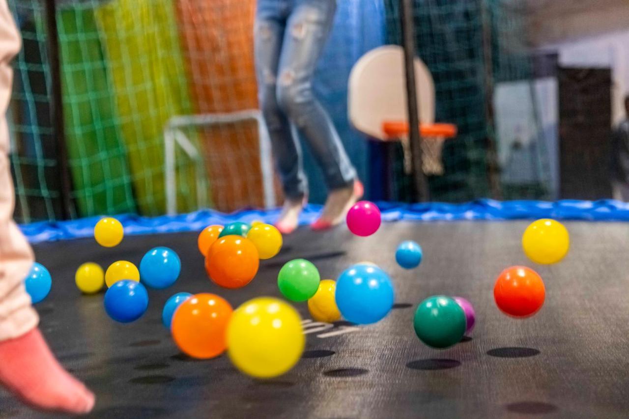 인조이 푼타 델 에스테 호텔 푼타델에스테 외부 사진 Bouncy ball