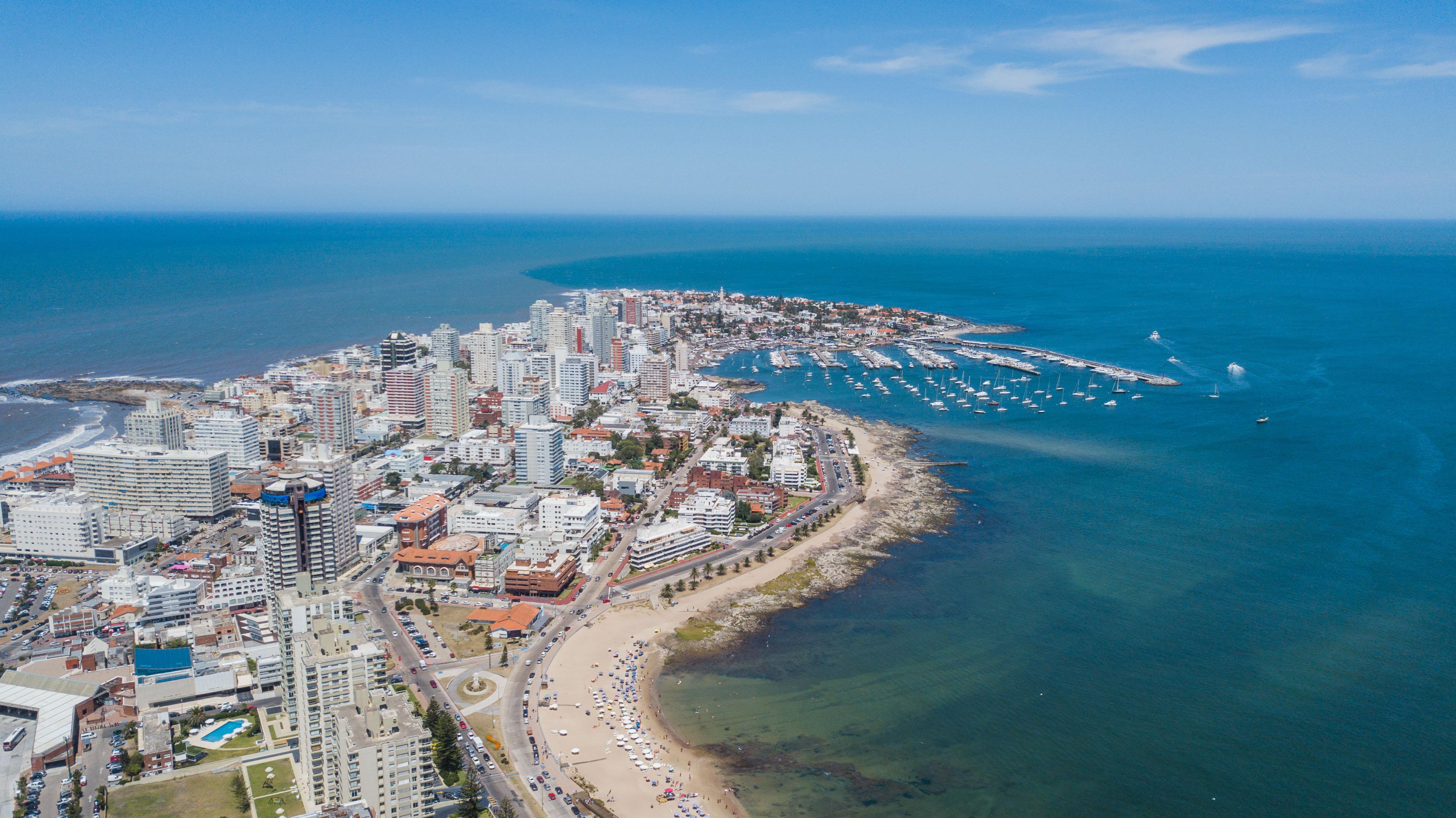 인조이 푼타 델 에스테 호텔 푼타델에스테 외부 사진 Aerial view of the city